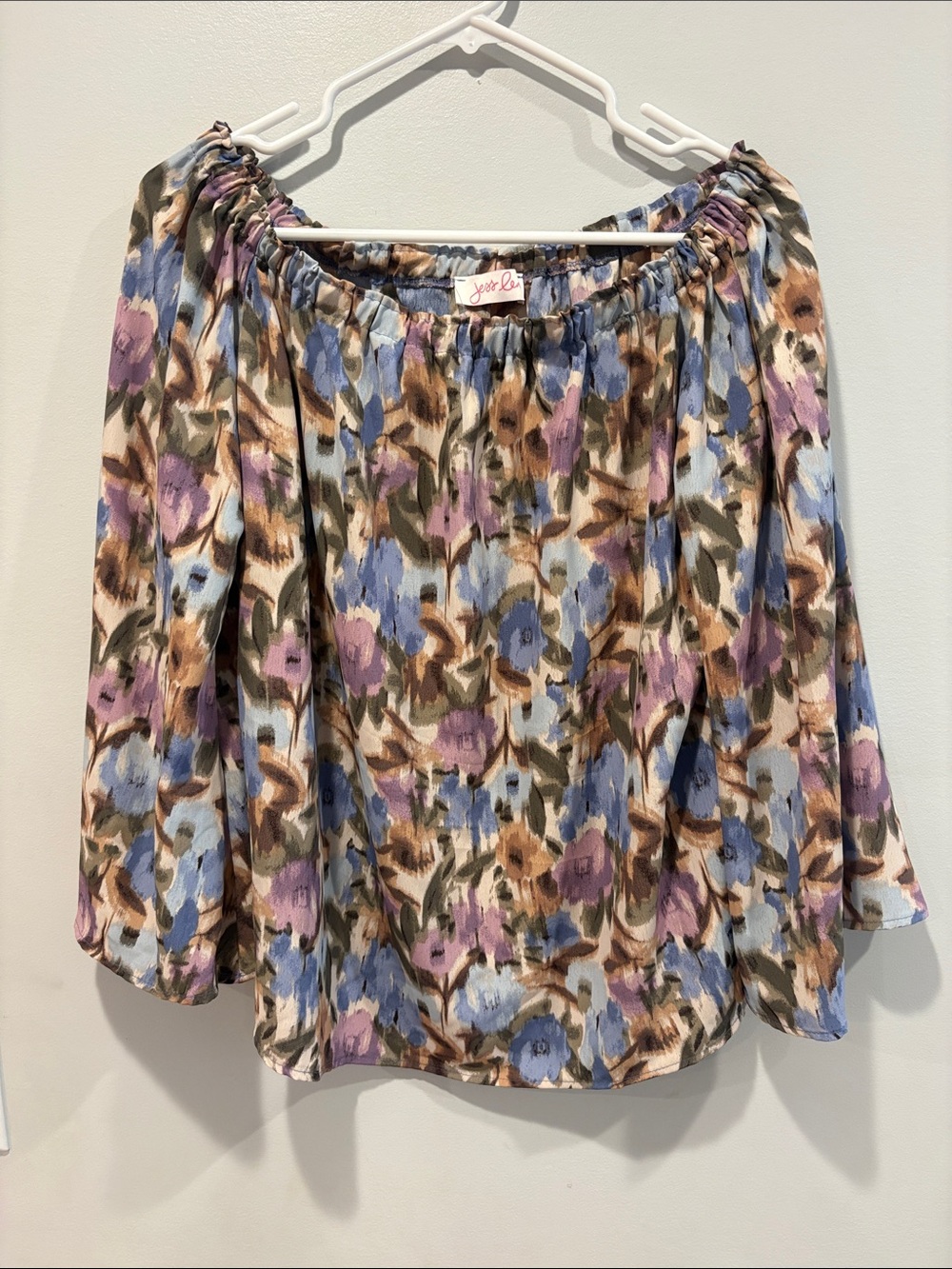 Jess Lea  Multicolor Floral Off-Shoulder Blouse ptp 24 length 24